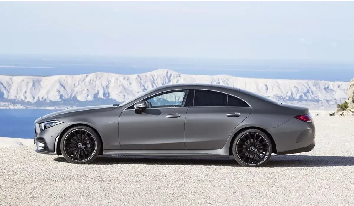 Mercedes-Benz - CLS 300d - Luxury Sedan Car Rentals - Preowned Sedan Car - Exclusive Concierge Club.webp